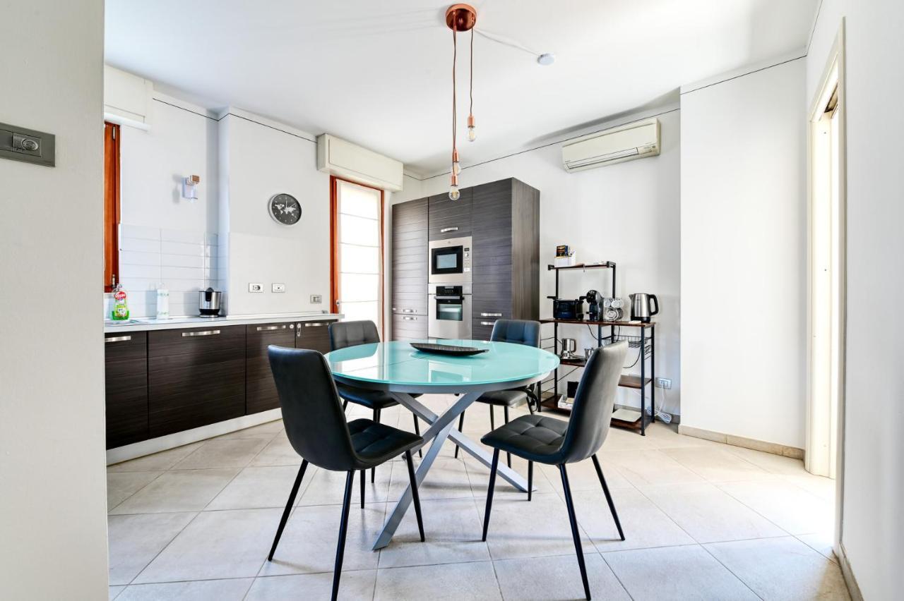 Pearl House - Sirmione Holiday - Jacuzzi Privata Exterior foto